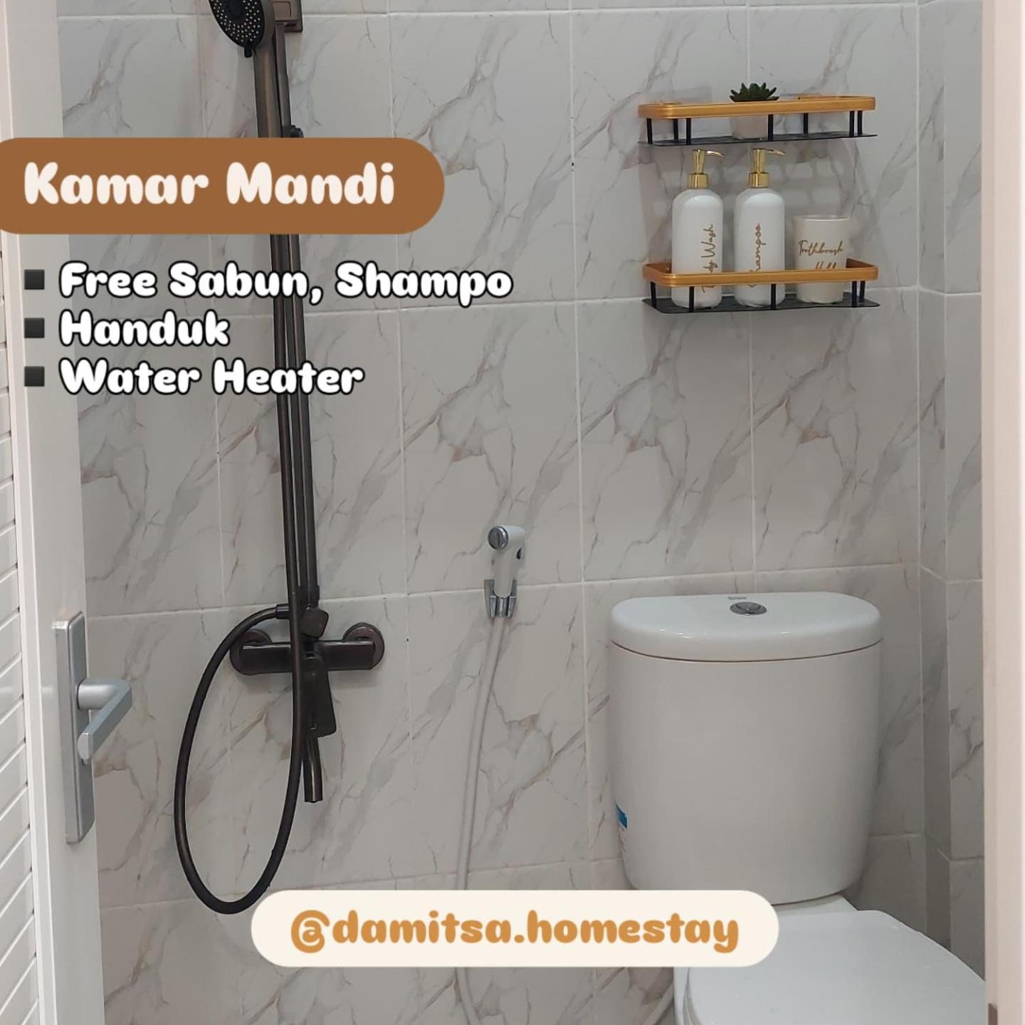 Damitsa Homestay Syariah ウォノソボ エクステリア 写真